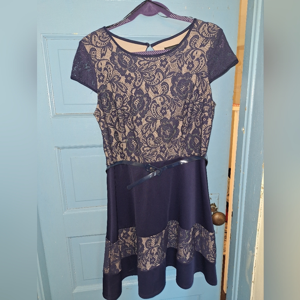 Elegant Navy Lace Dress